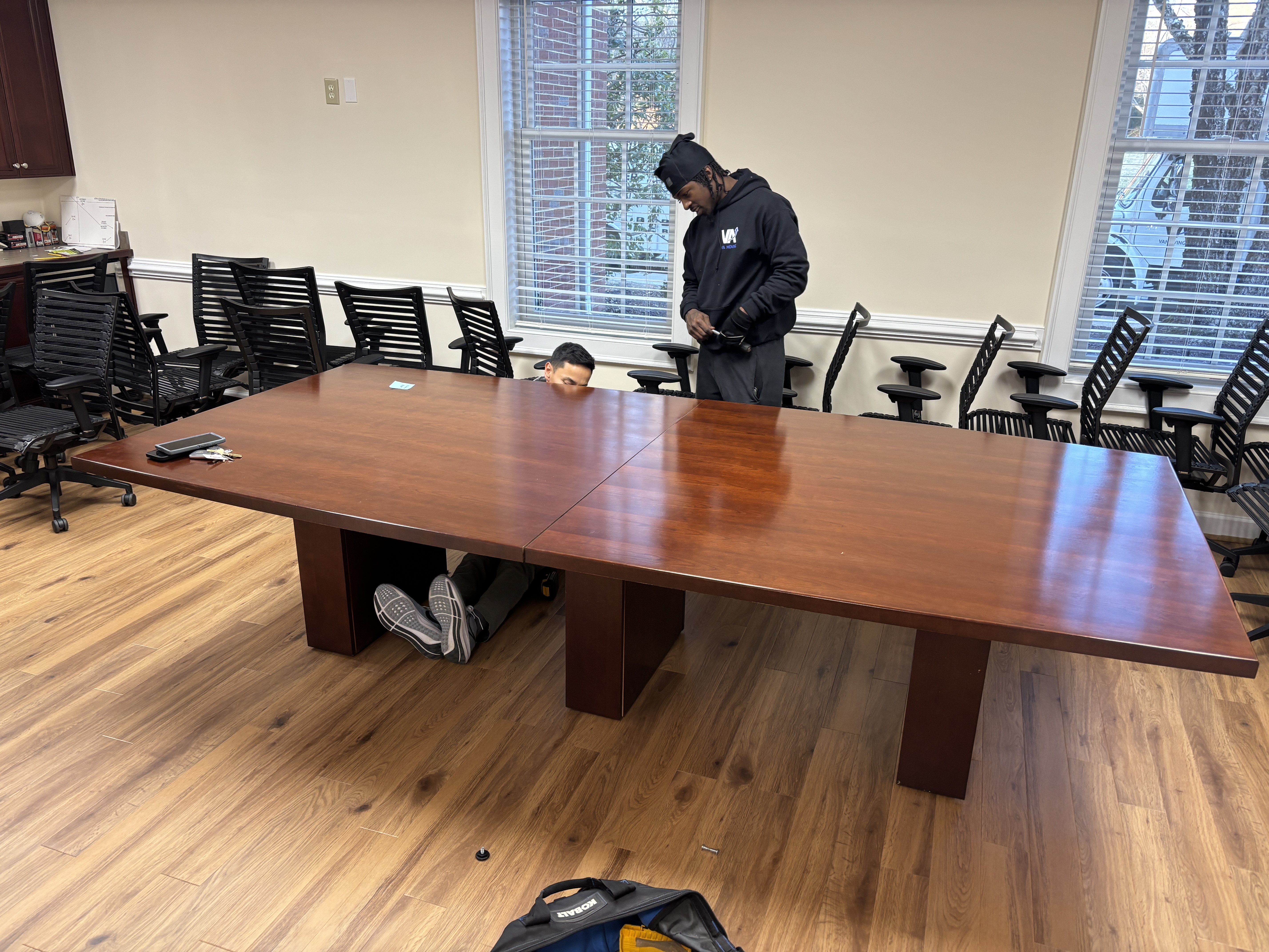 Employee relocation logistics and commercial moving support