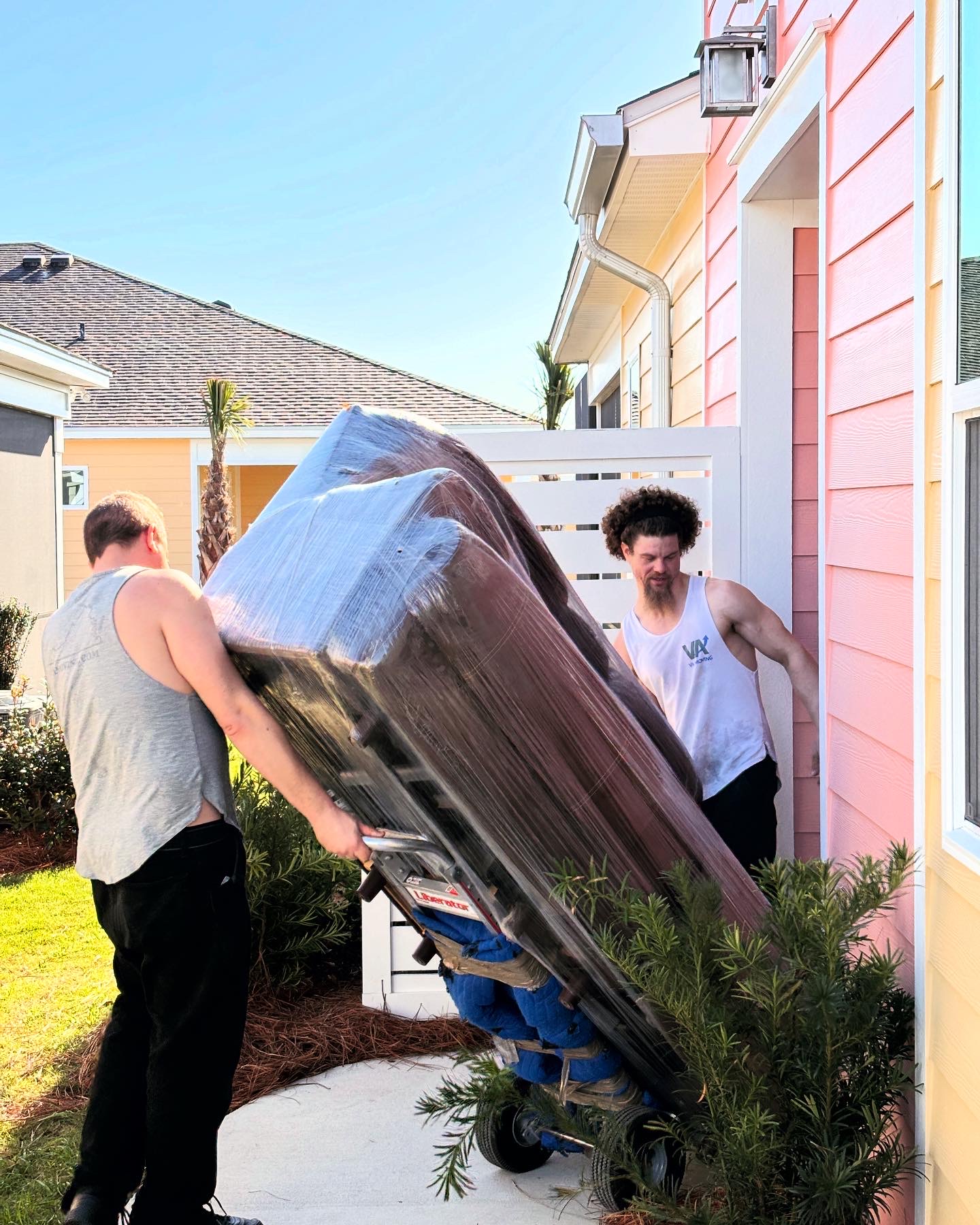 VA Moving team supporting local residents in the Williamsburg area